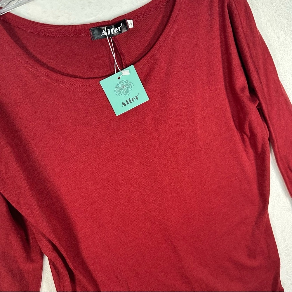 NWT Aifer Wine Red Top Scoop Neck Size Small Minimalist Casual Work - Picture 2 of 8